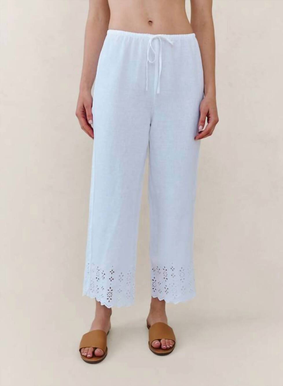 NEW BELLA DAHL beach crop with embroidered hem pants in white